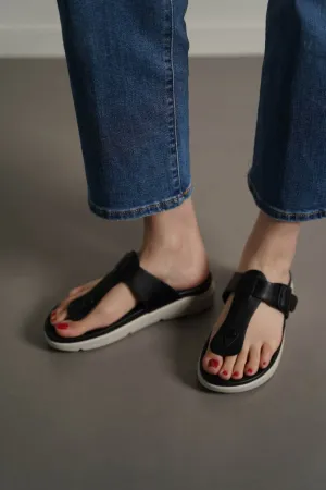 MAMA FLY FLOPS