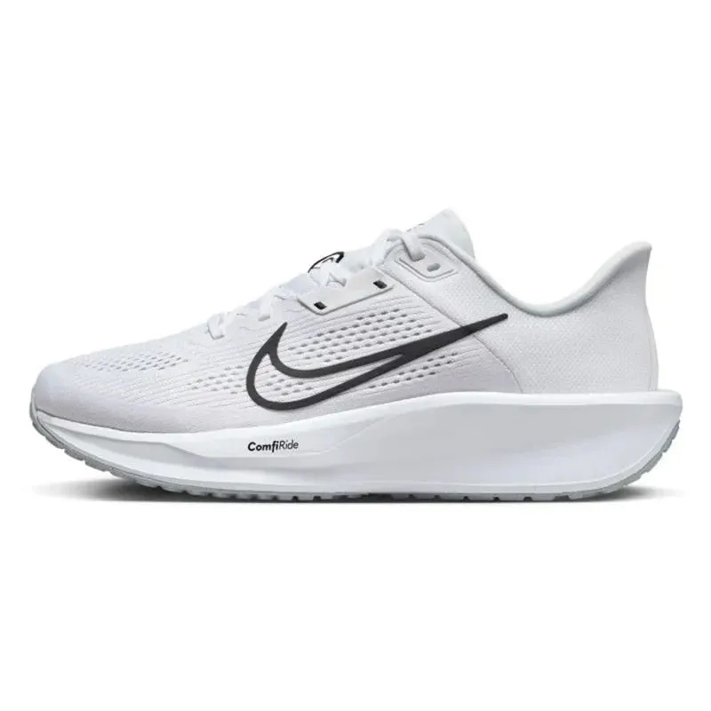 NIKE QUEST 6