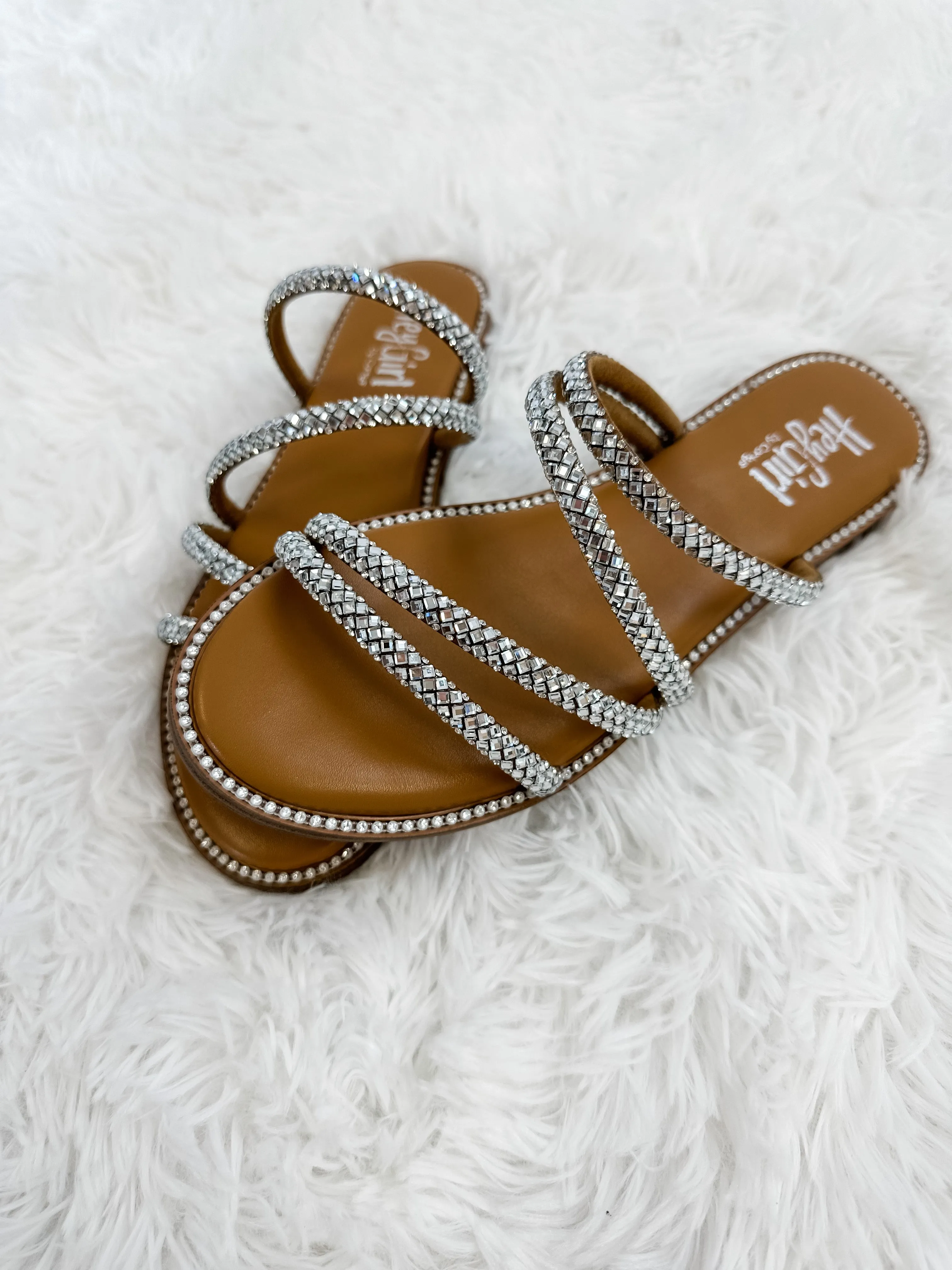 Shell Yeah Rhinestone Sandals